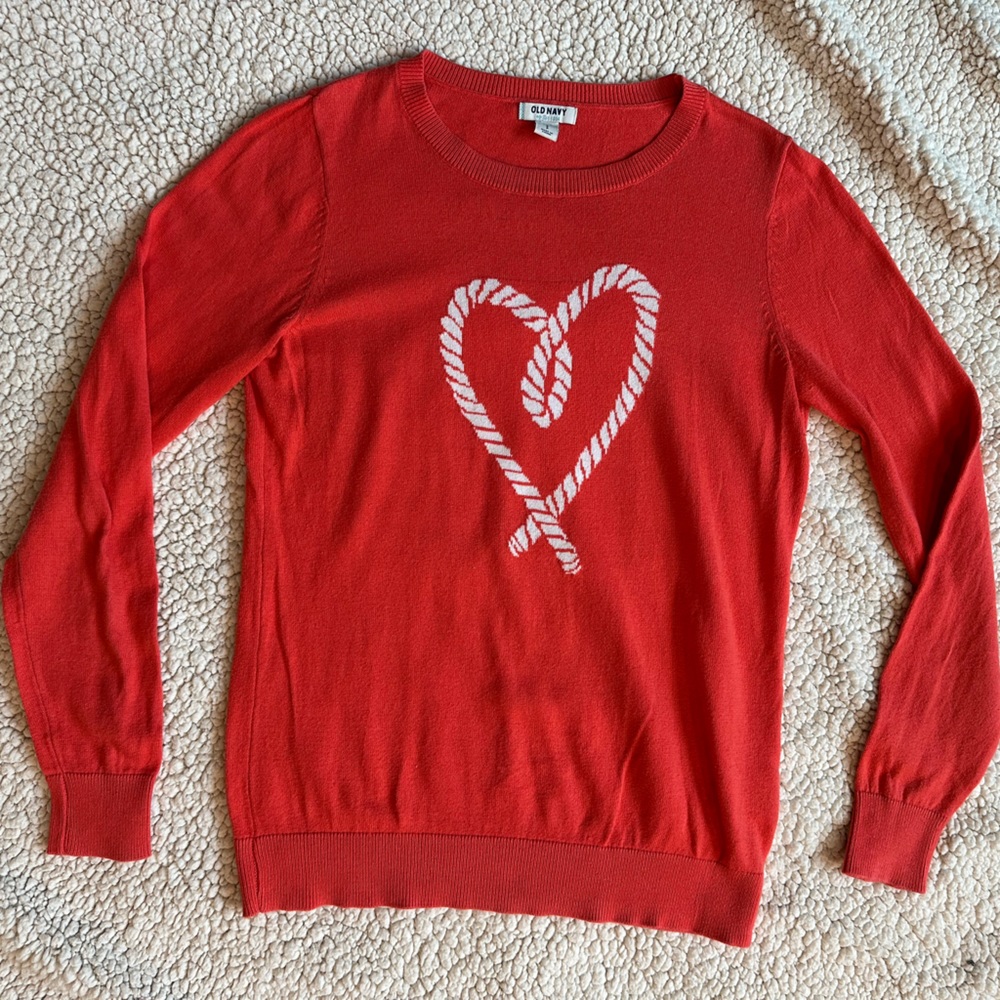 Cute Old Navy Heart Print Sweater! EUC!